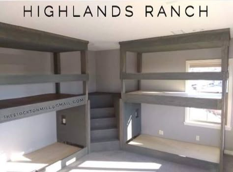 Quad Bunk Beds, Corner Bunk Beds, 1st Of April, Bunk Room Ideas, Bunk Bed Room, Bunk Bed Rooms, Bunk Beds Built In, Bottom Bunk, Built In Bunks