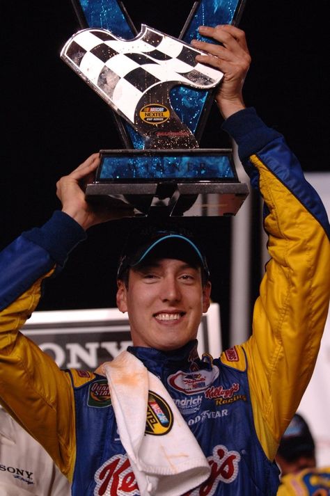 Kyle Busch Nascar, Race Car Driving, Stock Car Racing, Kyle Busch, Nascar Drivers, Nascar Cup, Nascar Cup Series, Stock Car, Nascar