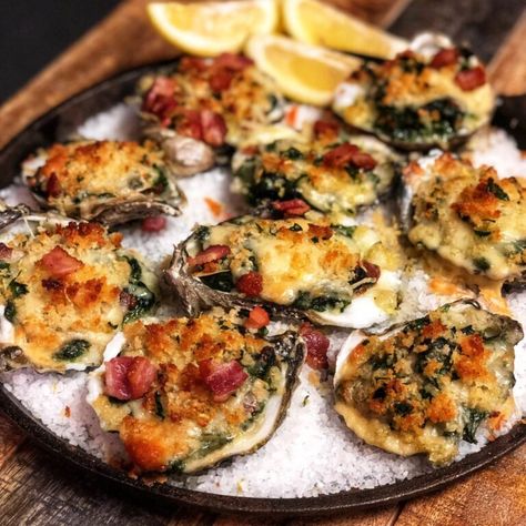 Oysters Rockefeller - Island Life NC Oysters Rockefeller, Grilled Oysters, Oyster Recipes, Meat Appetizers, Spinach And Cheese, Seafood Dinner, Easy Appetizer Recipes, Party Food Appetizers, Seafood Dishes