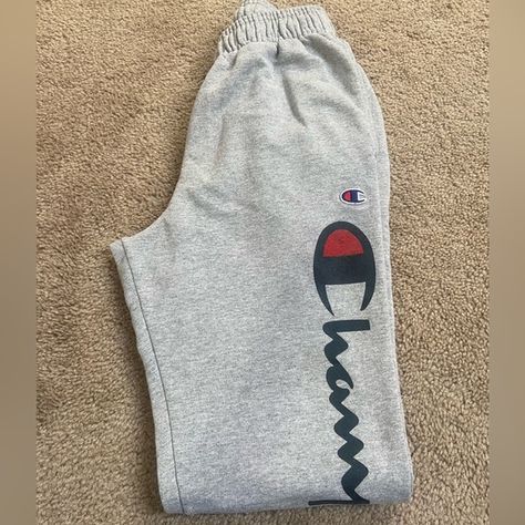 Champion sweatpants, size small! open to offers!! Champion Sweatpants, Champion Pants, Christmas List, Track Pants, Sweatpants, Track, Brand New, Grey, Pants