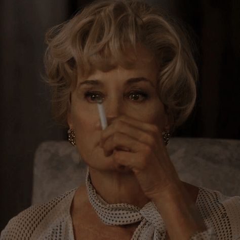 Constance Langdon, Jessica Lange Ahs, Golden Woman, Saint James, Horror Story, American Horror, American Horror Story, Aesthetic Art, Art