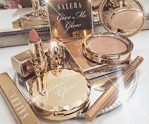 Gold Makeup Aesthetic, Rose Gold Aesthetic, Pinterest Makeup, Gold Makeup, Makeup Guide, Gold Luxury, Makeup Aesthetic, Luxury Makeup, Beauty And Makeup