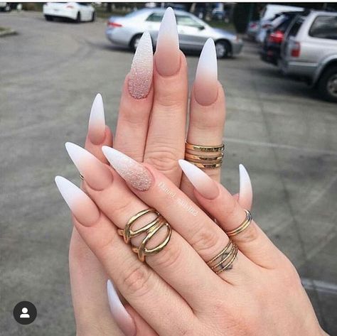 ombre nail design ideas Acrylic Nails Stiletto, Design Shapes, Long Stiletto Nails, Stiletto Nail Art, Stiletto Nails Designs, Ombre Nail Designs, Nail Art Ombre, Bride Nails, White Nail