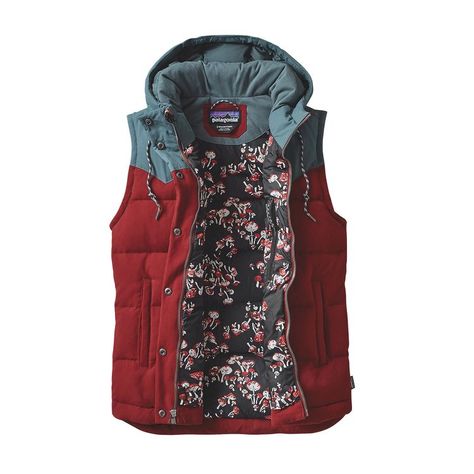 Patagonia Vest Outfit, Men Vest Outfits, Poncho Outfit, Mens Vest Fashion, Patagonia Vest, Red Mushroom, Hooded Vest, Red And Teal, Patagonia Jacket