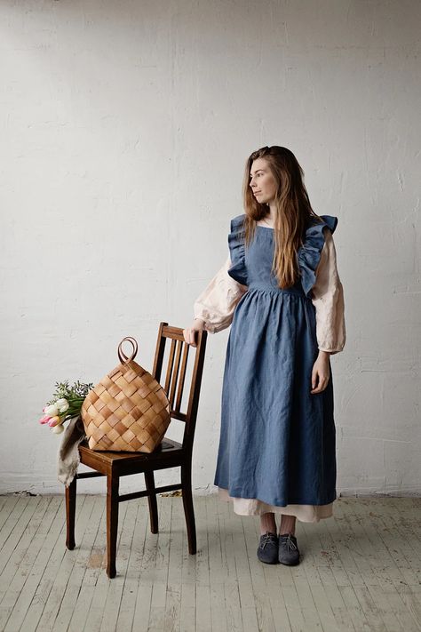 Victorian Maid, Linen Pinafore Apron, Vintage Outfit Inspiration, Linen Pinafore, Pink Apron, Apron For Women, Pinafore Apron, Vintage Apron, High Fashion Dresses