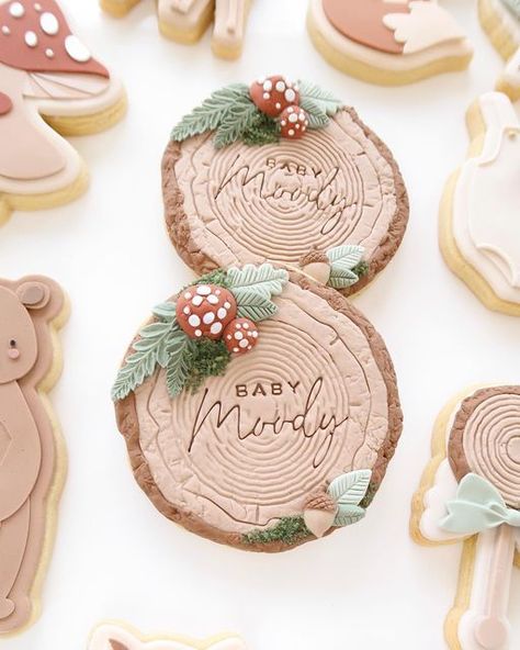 Mushroom Baby Shower Cookies, Enchanted Forest Cookies, Deer Cookies, Forest Cookies, Woodland Cookies, Baby Shower For Men, Enchanted Forest Baby Shower, Barnyard Cake, Mushroom Cookies