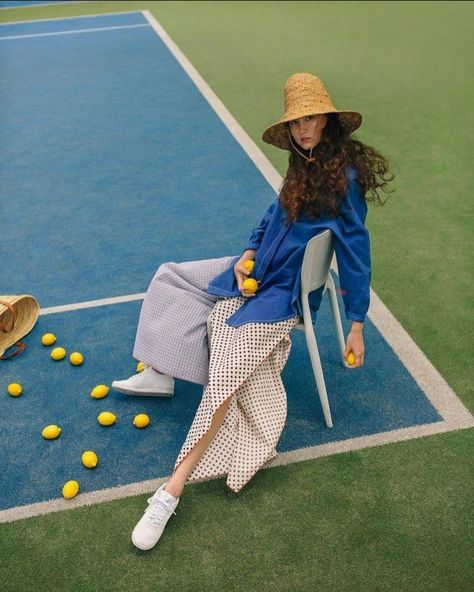 Athleisure Editorial, Tennis Fashion Editorial, Tennis Court Photoshoot, Tennis Photoshoot, Tennis Lifestyle, Sports Fashion Editorial, Tennis Aesthetic, Photography Drawing, Tennis Fashion