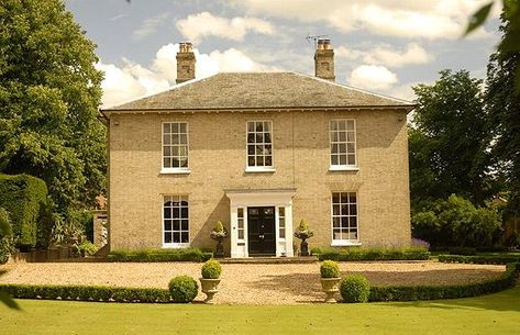 On the property market: Georgian homes - Telegraph Georgian Style Homes, Georgian House, Hm Home, Georgian Architecture, Georgian Homes, Front Entrance, English House, Classical Architecture, Property Marketing