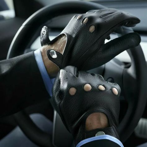 Black Leather Gloves Men, Driving Gloves Men, Half Gloves, Leather Work Gloves, Leather Driving Gloves, Men's Gloves, Mens Fashion Smart, Black Leather Gloves, Driving Gloves