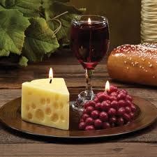 CANDLES Cheese And Grapes, Grapes And Cheese, Drink Candles, Velas Candles, Novelty Candles, Gel Candles, Dessert Candles, Creative Candles, Food Candles