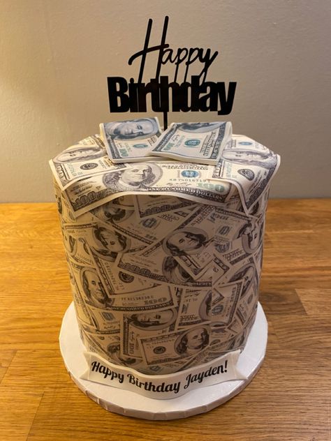 Money Themed Birthday Cake, Birthday Cake Money Theme, Small Money Cake, 31 Birthday Cake For Men, 22 Birthday Cake Men, 17th Birthday Cake Boy, Money Themed Cake, Vanilla Custard Filling