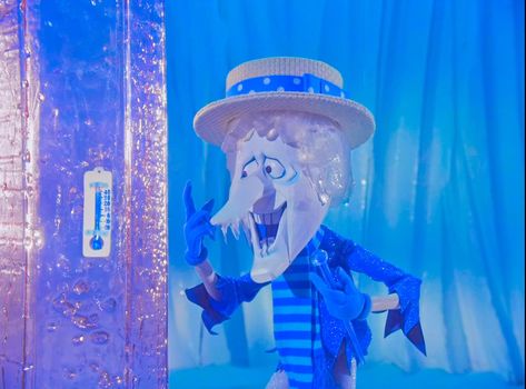 (Edited by me) #christmas #snow #christmasmovie #aesthetic #filter #edit #blue Snow Miser, Filter Edit, Aesthetic Filter, Christmas Snow, Christmas Movies, Filter, Christmas, Blue