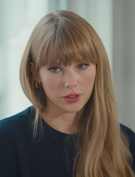 Taylor Swift Hair Color, Taylor Swift Haircut, Taylor Swift Bangs, Blonde Inspiration, T Swift, Midnights Era, Vogue Photoshoot, Miss Americana, Fall Fishing