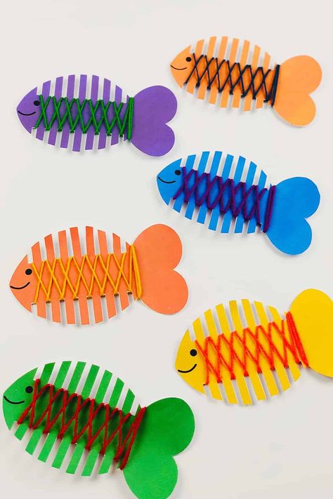 Fish Craft For Kindergarten, Fish Eyfs Craft, Threading Activities, Fish Fine Motor Activities, Fine Motor Crafts, Threading Activities For Kids, Prek Fish Craft, Fish Craft, Fine Motor Threading Activities