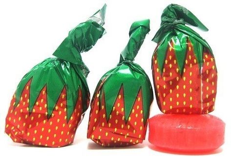 You can probably taste them by just looking at them. Christmas Puns, Types Of Candy, Strawberry Candy, Grandmas House, Hard Candy, Halloween Treats, Childhood Memories, Decorative Jars, Christmas Bulbs