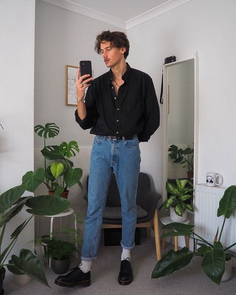 typing... on Instagram: “Obsessed with this song right now! ▶️” Normcore Fashion, Trendy Boy Outfits, Mens Casual Outfits Summer, Men's Outfits, Mens Casual Dress Outfits, Men Stylish Dress, Guys Clothing Styles, Men Wear, Outfit Grid