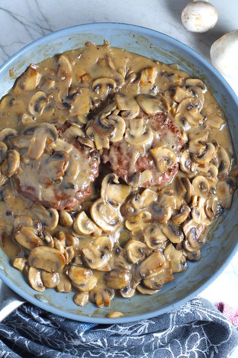 Mushroom Sauce Without Cream, Mushroom Zucchini Recipe, No Heavy Cream, Cabbage Recipes Healthy, Easy Spring Recipes, Mushroom Sauce Recipe, Cornstarch Slurry, Delicious Family Dinners, Mushroom Cream Sauces