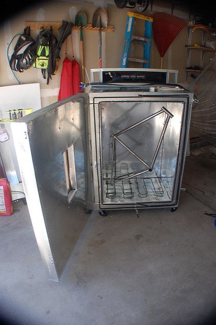 DIY Home Powder Coating Oven | Home built DIY powder coating… | Flickr Powder Coating Diy, Diy Oven, Powder Coating Oven, Oven Diy, Power Coating, Metal Working Projects, Oven Canning, Diy Ceramic, Diy Picture Frames