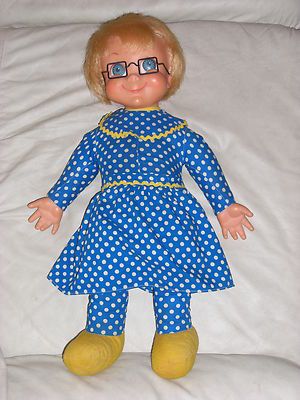 Vintage Mattel 1967 "TALKING" MRS BEASLEY DOLL- Loved her! I SO want one! Mrs Beasley, Doll Family, Vintage Memory, Family Affair, Childhood Toys, Retro Toys, Happy Memories, Sweet Memories, Great Memories