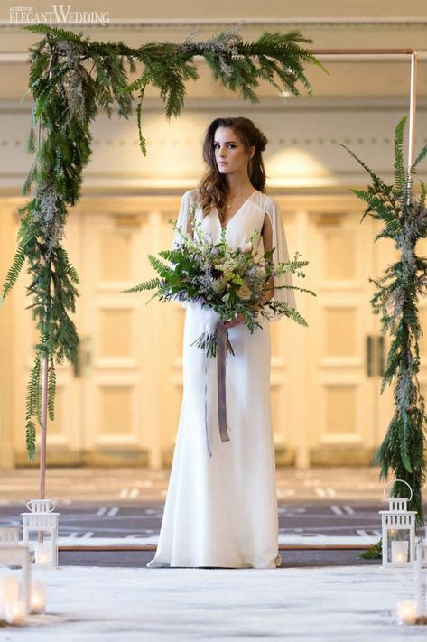 Christmas Garland Wedding Arch, Wedding Winter Decor, Pine Arch Wedding, Pine Wedding Arch, Winter Floral Arch, Winter Wedding Floral Arch, Winter Wedding Arch Flowers, Christmas Wedding Arbor, Winter Wedding Altar Ideas