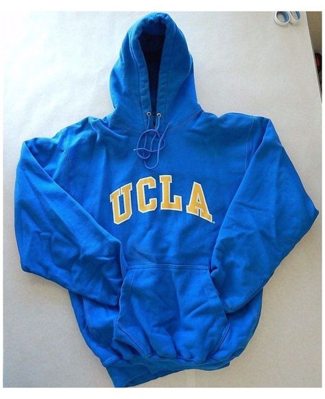 7a6a74cbe87bc60030a4bd041dd47b78desc43951029ri College Hoodie Outfit, College Sweatshirt Outfit, Ucla Hoodie, Ucla Sweatshirt, Trendy Hoodies, Cute Lazy Outfits, College Hoodies, College Sweatshirt, Sweatshirt Outfit