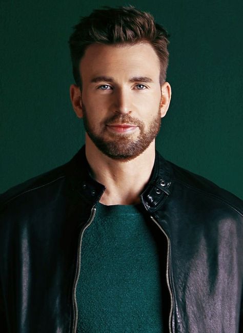 Paul Walker Hair, Steven Grant Rogers, Christopher Evans, Steve Rogers Captain America, Robert Evans, Cool Hairstyles For Men, Chris Evans Captain America, Marvel Actors, Man Thing Marvel