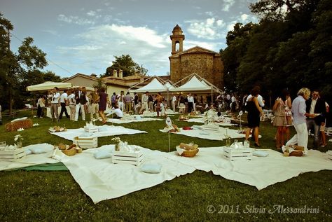 Big Picnic, Wedding Picnic Reception, Enchanted Forest Wedding Theme, Folk Band, Solstice Party, People Dance, Boho Wedding Dress Bohemian, Wedding Dress Photography, Forest Theme Wedding