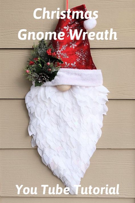 Gnome Wreath Diy, Candy Wreath Christmas, Christmas Gnome Wreath, Winter Diy Crafts, Gnome Wreath, Deco Mesh Wreaths Diy, Santa Gnome, Christmas Wreaths Diy Easy, Outdoor Christmas Tree