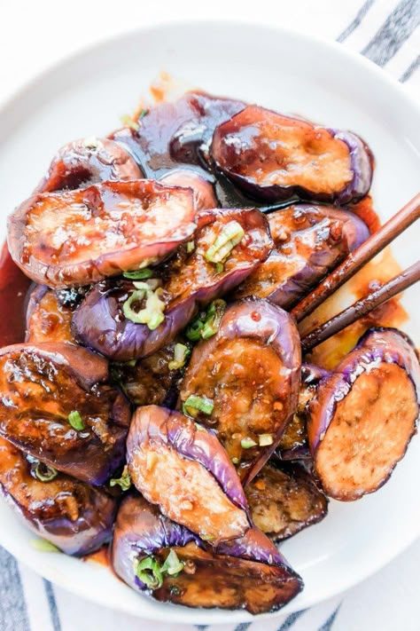 Eggplant In Garlic Sauce, Chinese Eggplant Recipes, Eggplant With Garlic Sauce, Easy Vegetable Side Dish, Eggplant Recipes Easy, Easy Vegetable Side Dishes, Vegetable Side Dish, Eggplant Dishes, Easy Vegetable