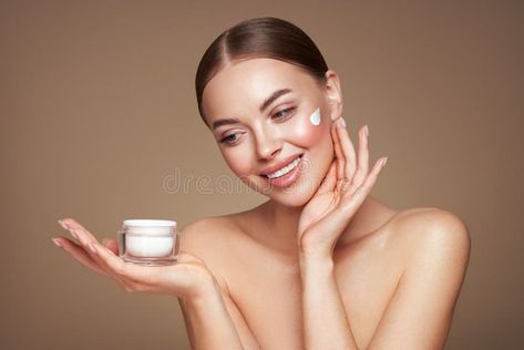 Beauty woman applying cream on her face royalty free stock image Skin Model, Fresh Skin, Moisturizer Cream, Face Cream, Beauty Women, Stock Images Free, Photo Image, Royalty, Royalty Free