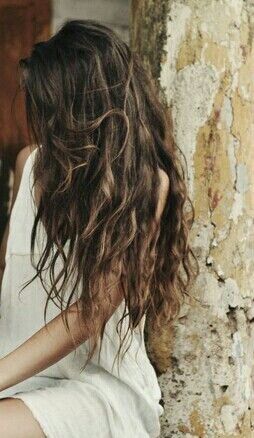 wurf Beachy Curls, Long Messy Hair, Vacation Hairstyles, Super Hair, Long Brown Hair, Hair Envy, Hair Colour, Hair Waves, Hair A