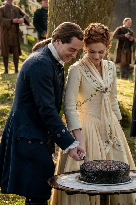 Photos From Outlander Season 5 from Brianna and Roger's wedding Outlander Brianna, Outlander Wedding, Cream Wedding Dresses, Outlander Costumes, John Bell, Richard Rankin, Sam Heugan, The Fiery Cross, Outlander Tv Series