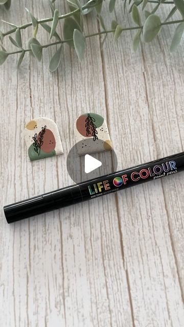 MyClayCo Polymer Clay Supplies on Instagram: "Still absolutely love a minimalist line art earring 🥰

If you’re looking for a fine tip paint pen for line work on your #polymerclay pieces, we recommend the @lifeofcolour.pens ❤️ 

I used to use Artline Drawing system pens for line art on my pieces but because they are water based I would sometimes get running ink if I sealed too soon after drawing. Paint pens avoid this issue which makes them perfect for use on #polymerclaycreations and ideal for this of us who are impatient 😅 

#paintpens #paintpenart #lineartwork #polymerclayearrings #polymerclayartist #minimalistearrings #minimalistjewelry" Posca Pens On Polymer Clay, Artline Drawing, Clay Pen, Clay Supplies, Minimalist Line Art, Line Artwork, Acrylic Paint Pens, Art Earrings, Line Work