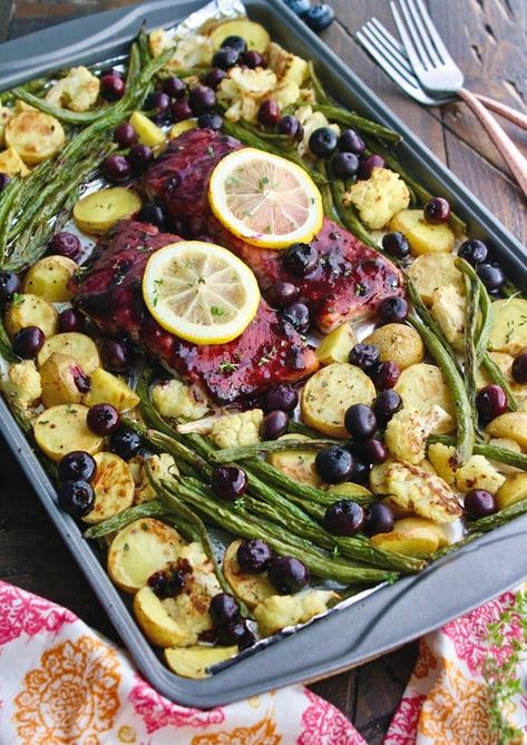 Salmon Balsamic, Salmon Balsamic Glaze, Balsamic Salmon, Blueberry Balsamic, Salmon Food, Sheet Pan Meals Chicken, Pan Chicken Recipes, Easy Sheet Pan Dinners, Sheet Pan Suppers