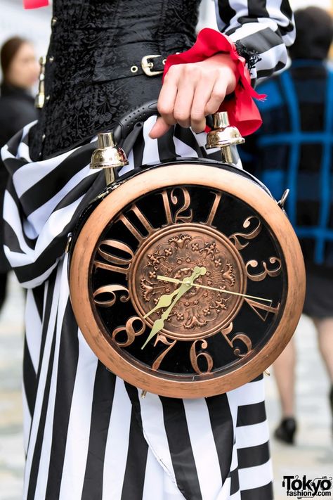 Steampunk Purse, Clock Purse, Steampunk Black Bag For Alternative Fashion, Harajuku Style Shoulder Shopping Bag, Affordable Harajuku Style Crossbody Bag, Harajuku Style Crossbody Shoulder Bag, Novelty Purses, Steampunk Clock, Steampunk Hat