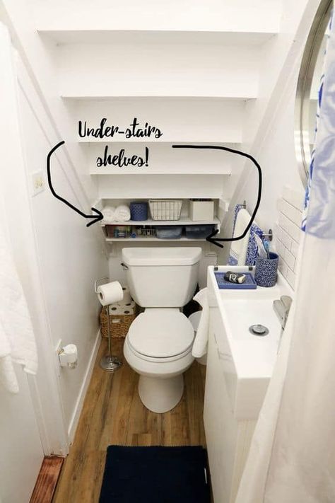 Stair Bathroom, Understairs Toilet, Bathroom Under Stairs, Bilik Air, Toilet Sink, Downstairs Toilet, Bad Inspiration, Small Toilet, Toilet Room