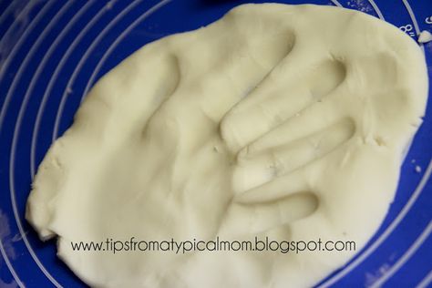 Better Than Salt Dough {Homemade Clay for Ornaments or Handprints} - Tips from a Typical Mom Better Than Salt Dough, Clay Handprint, Everyday Crafts, Vegetarian Cookies, Keepsake Crafts, Homemade Clay, Sensory Crafts, Dough Ornaments, Baking Clay