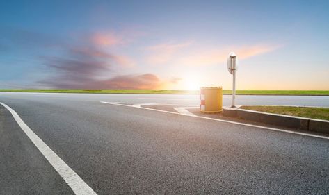 Sky highway asphalt road and beautiful s... | Premium Photo #Freepik #photo #background #travel #man #nature Hd Landscape, Thumbnail Background, Beautiful S, Sunset Scenery, Road Pictures, Asphalt Road, Sky Sunset, Best Background Images, Car Images