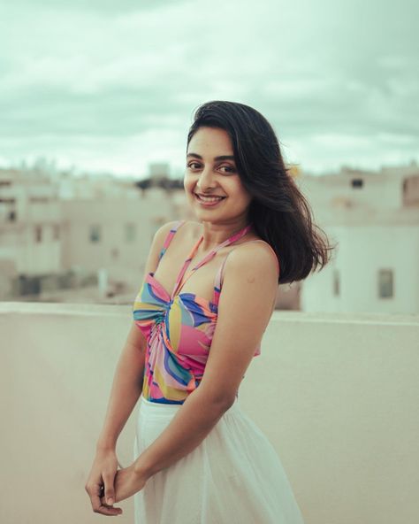 "Trending Snapshot Gallery: Explore the Newest Pictures of Esther Anil!" Esther Anil, Indian Photoshoot, Vacation Photos, Beautiful Smile Women, Tony Stark, India Beauty, Cute Photos, Stylish Girl, New Pictures