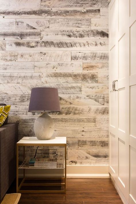 decorating ideas for walls self adhesive tile wood look #wall #diy #wood Cardinal Flowers, Laminate Flooring On Walls, Flooring On Walls, Flowers House, Fa Fal, Plank Walls, Floating Shelves Diy, Whitewash Wood, Beach Bar