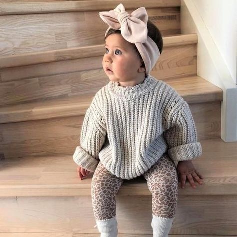 Baby Ootd, Handmade Sweater, Baby Fits, Girls Fall Outfits, Foto Baby, Fall Baby