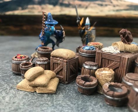 Tutorial: Crate Stack Scatter Terrain for Wargames or Dungeon Dressing Dnd Scatter Terrain, Dnd Scatter Terrain Diy, Dnd Props Diy, Dnd Diorama, Dnd Snacks, Dnd Buildings, Medieval Forge, Dungeons And Dragons Diy, Dungeon Terrain