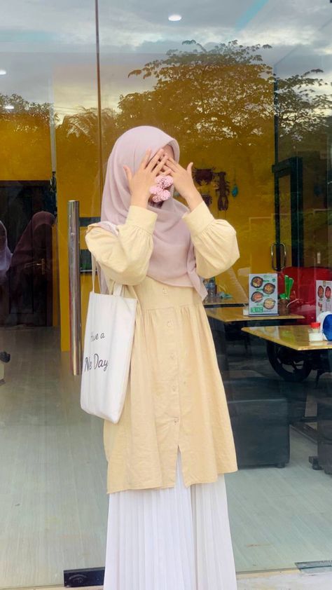 Mix And Match Outfits Hijab, Outfit Muslim, Muslimah Style, Muslimah Outfit, Outfit Korean Style, Dress Gamis, Muslim Outfits Casual, Hijabi Fashion Casual, Casual Hijab Outfit