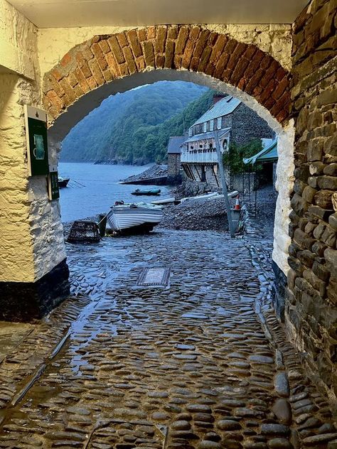 Beautiful Britain | A rainy evening in Clovelly, North Devon. | Facebook Clovelly Devon, Rainy Evening, North Devon, Beautiful World, Devon, Places To Visit, Travel, Quick Saves