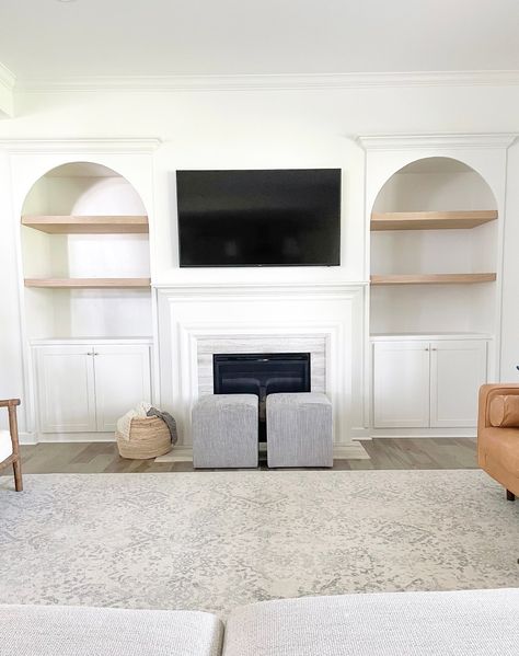 Stunning Arched Built Ins and How to Build Them- DIY • Home with Hay Built In Around Fireplace, Styling Bookshelves, New House Living Room, Built In Shelves Living Room, Living Room Built Ins, Living Tv, Fireplace Built Ins, Up House, Diy Fireplace