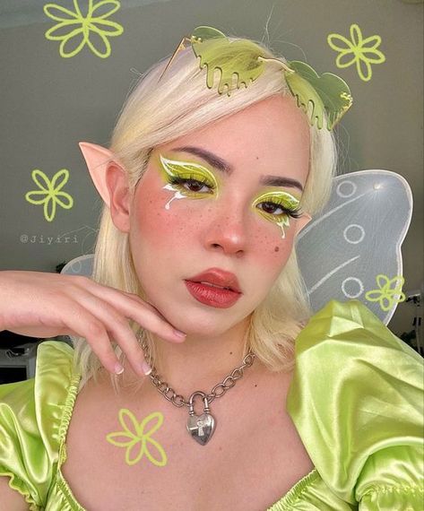 Elf Make Up Halloween, Creative Fairy Makeup, Elven Fairy Makeup, Pastel Fairy Makeup, Forest Fairy Makeup Aesthetic, Fairy Wing Makeup, Fairy Makeup Ideas Halloween, Fairy Make Up Ideas, Fairy Makeup Green