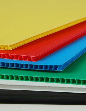 fluted polypropylene sheet photo Corrugated Plastic Sheets, Corrugated Plastic, Wild Free, Plastic Sheets, Fast Delivery, Packaging