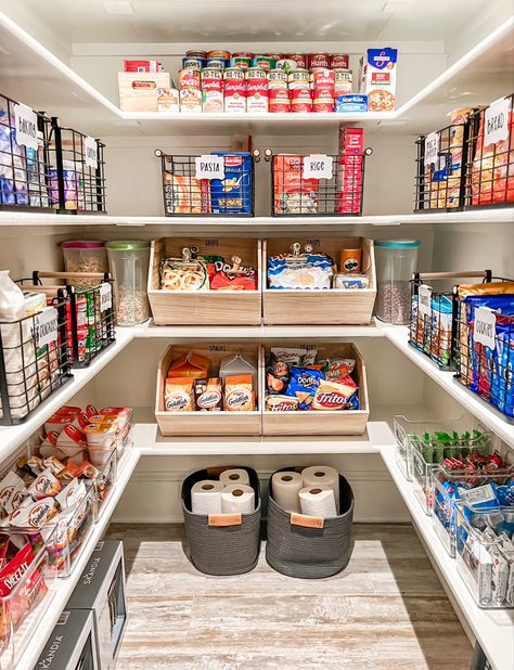 Great pantry Organizing finds from Amazon Pantry Lunch Station, Storeroom Ideas Storage, Garage Pantry Organization Ideas, Barndo Pantry, Pantry Organizer Ideas, Large Pantry Organization, Pantry Organiser, Organised Pantry, Pantry Renovation