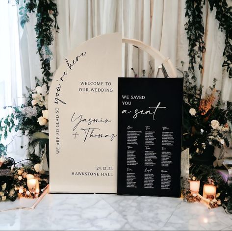 Wedding Welcome Sign And Table Plan, Wedding Seating Chart And Welcome Sign, Welcome And Seating Chart Sign, Seating Chart Wall Wedding, Wedding Favor Wall, Wedding Welcome Table Decor, Welcome Signage Wedding, Welcome Sign And Seating Chart, Table Seating Chart Wedding