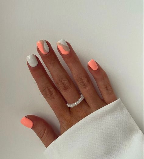 Short Nail Ideas, Coral Nails, Short Gel Nails, Spring Nail Designs, Subtle Nails, Modern Nails, Short Nail, Short Nail Designs, Spring Nail